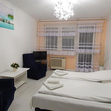 Anna Apartman Szeged Exterior photo