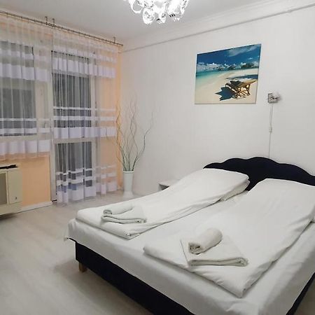 Anna Apartman Szeged Exterior photo